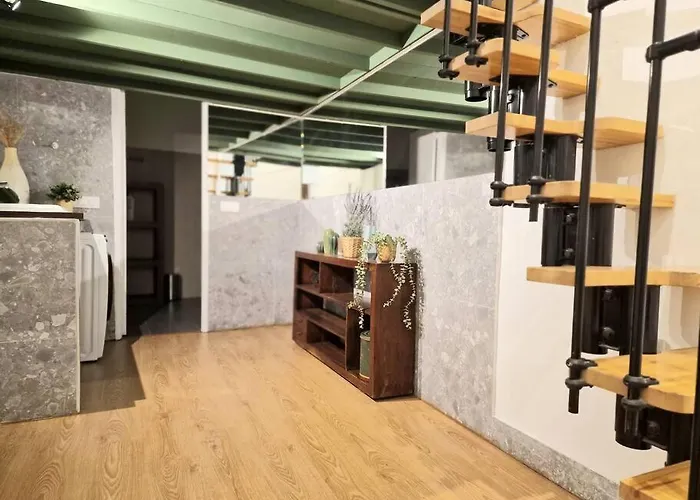 Estudio Espacioso Y Centrico Sevilla